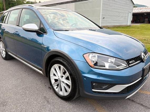 VOLKSWAGEN GOLF ALLTRACK 2017 3VWM17AU4HM524749 image